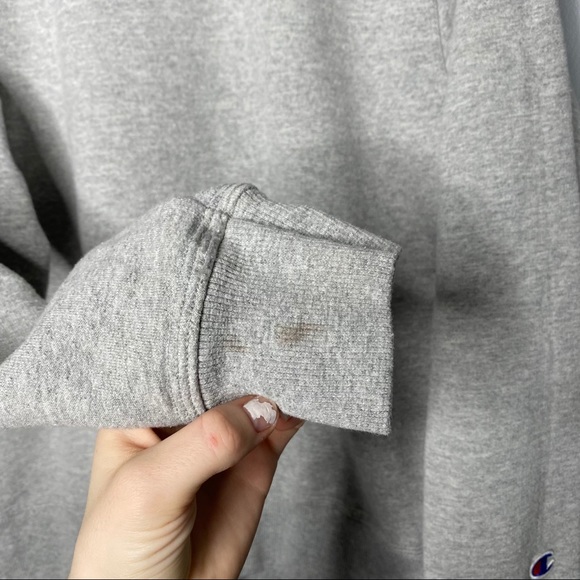 Champion crewneck size small - Picture 4 of 6